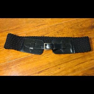 Faux leather and macrame high waist belt